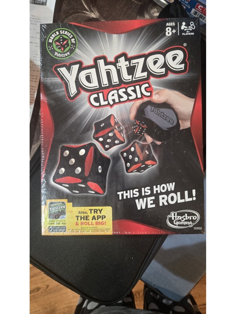 Yahtzee Classic This Is How We Roll Original Family Board Game Hasbro NEW Sealed